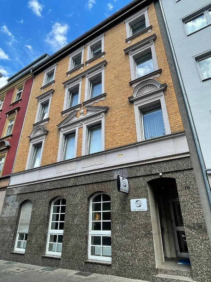 Hotel Bff Airport Messe Schlaf - Duesseldorf Bed & Breakfast