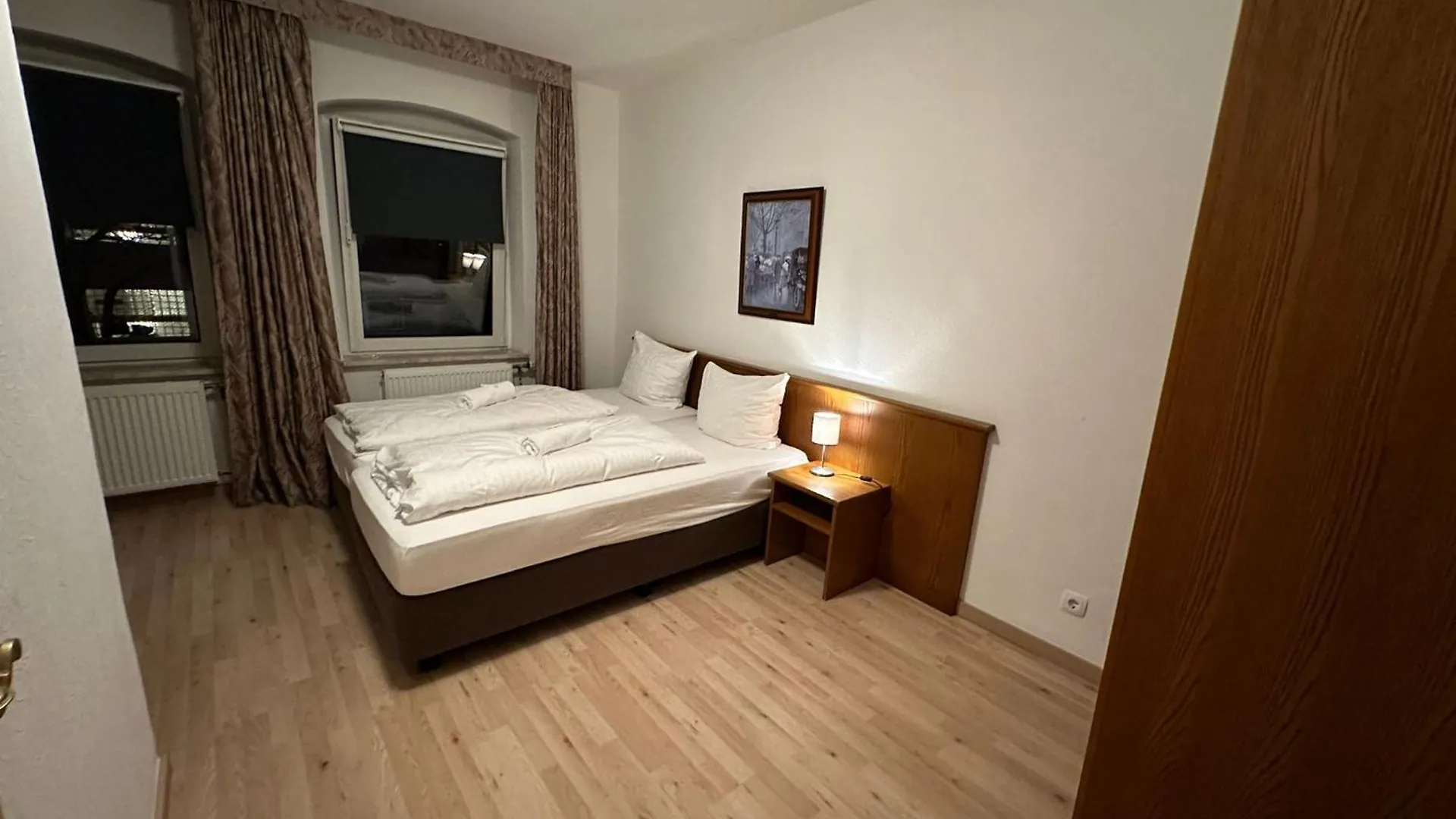 Oda ve Kahvaltı Hotel Bff Airport Messe Schlaf - Duesseldorf